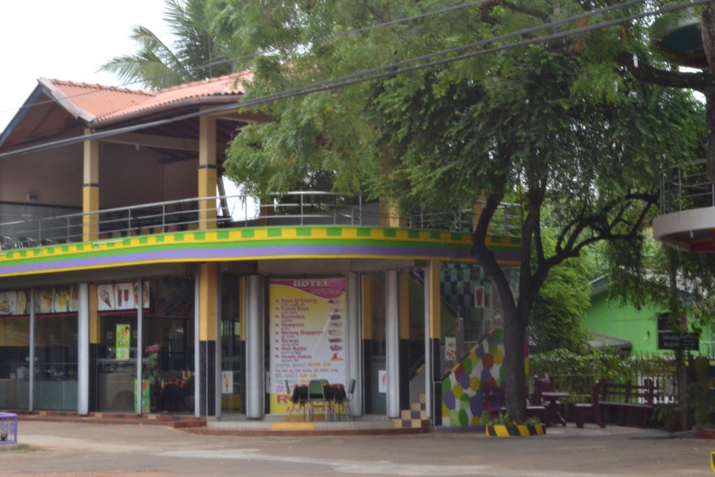 Old Mahawasala Hotel Bambaragaleyaya Экстерьер фото