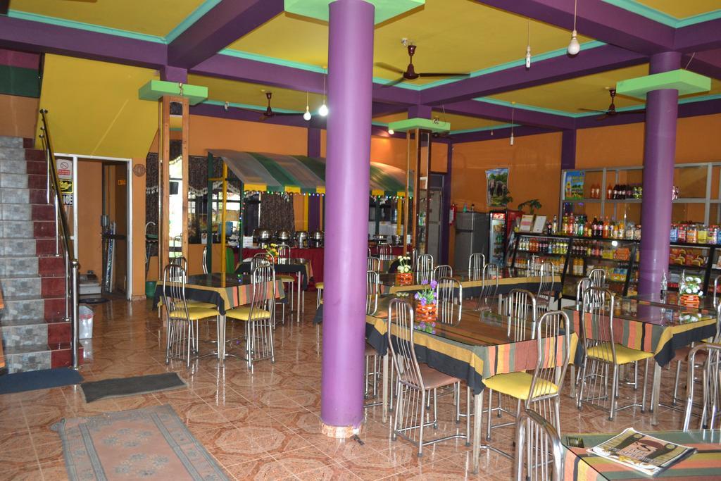Old Mahawasala Hotel Bambaragaleyaya Экстерьер фото