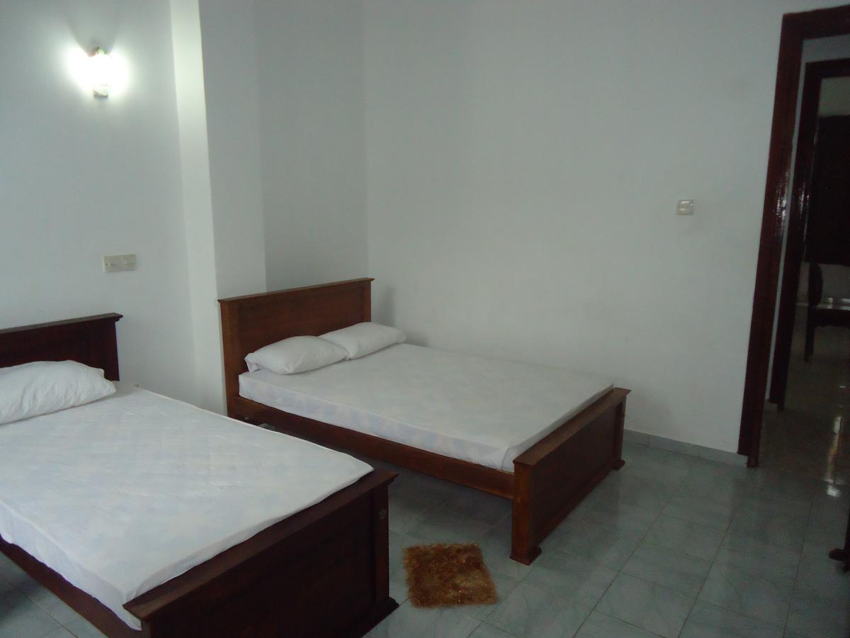 Old Mahawasala Hotel Bambaragaleyaya Экстерьер фото