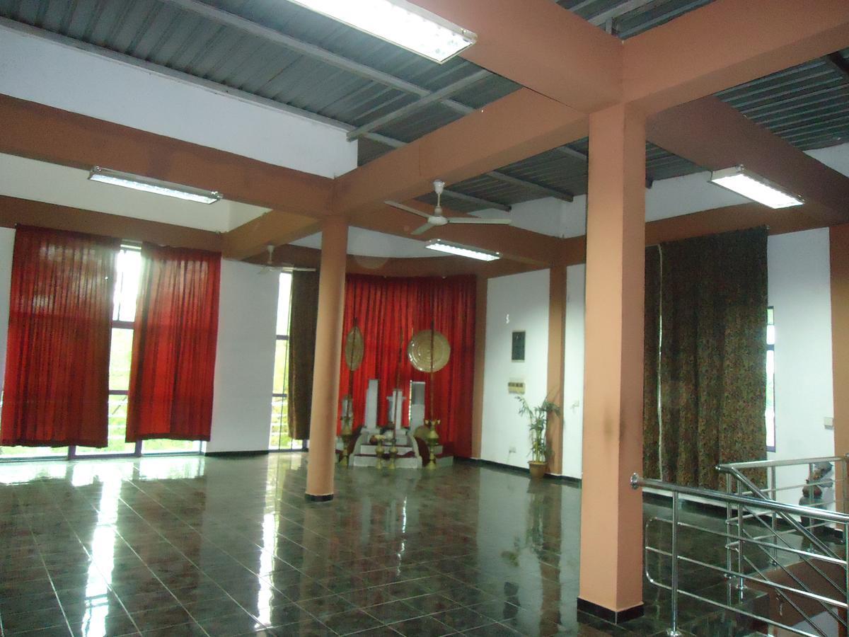 Old Mahawasala Hotel Bambaragaleyaya Экстерьер фото